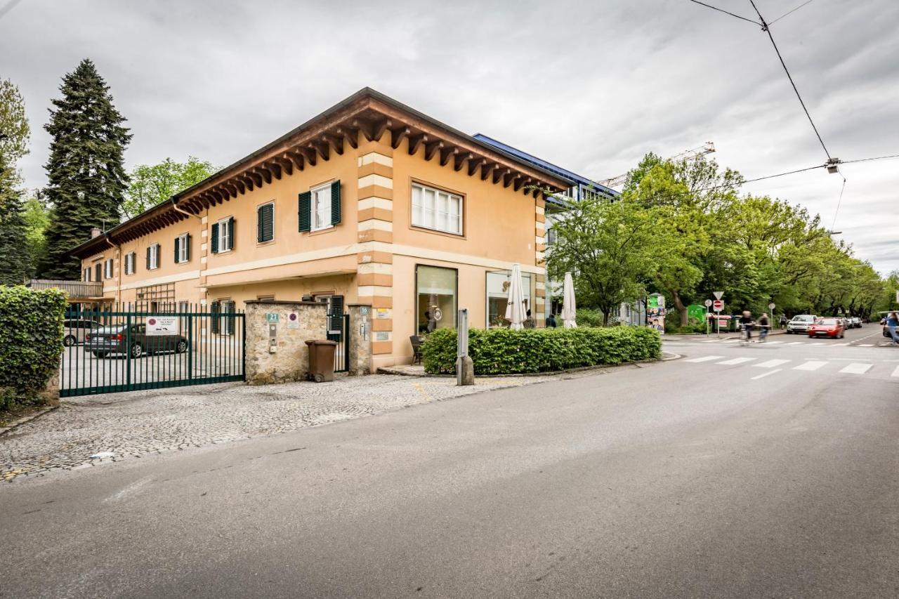White Flat By Grazrentals With Cool Location & Free Parking Extérieur photo
