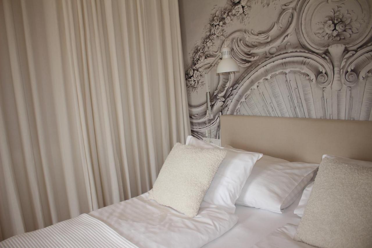 White Flat By Grazrentals With Cool Location & Free Parking Extérieur photo