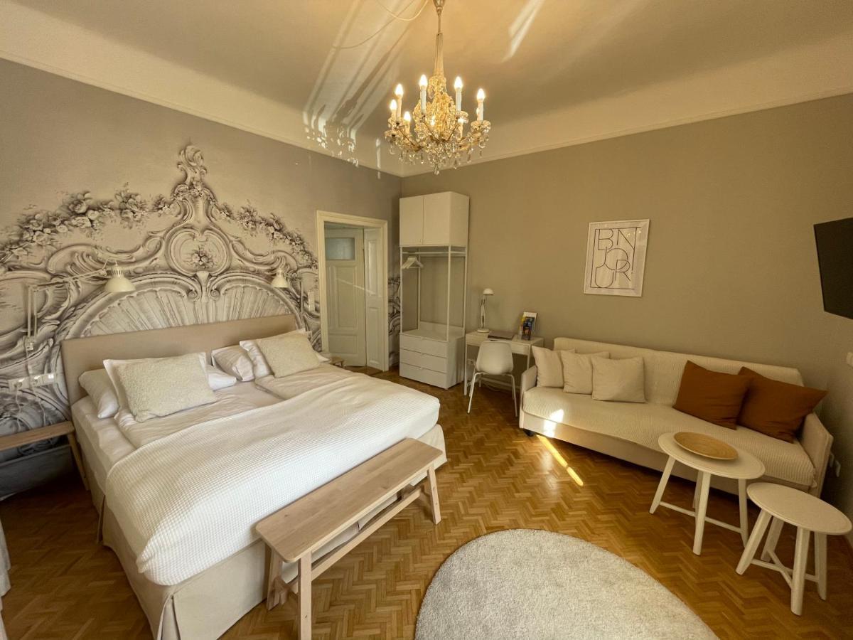 White Flat By Grazrentals With Cool Location & Free Parking Extérieur photo