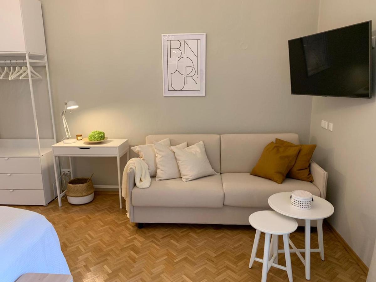 White Flat By Grazrentals With Cool Location & Free Parking Extérieur photo