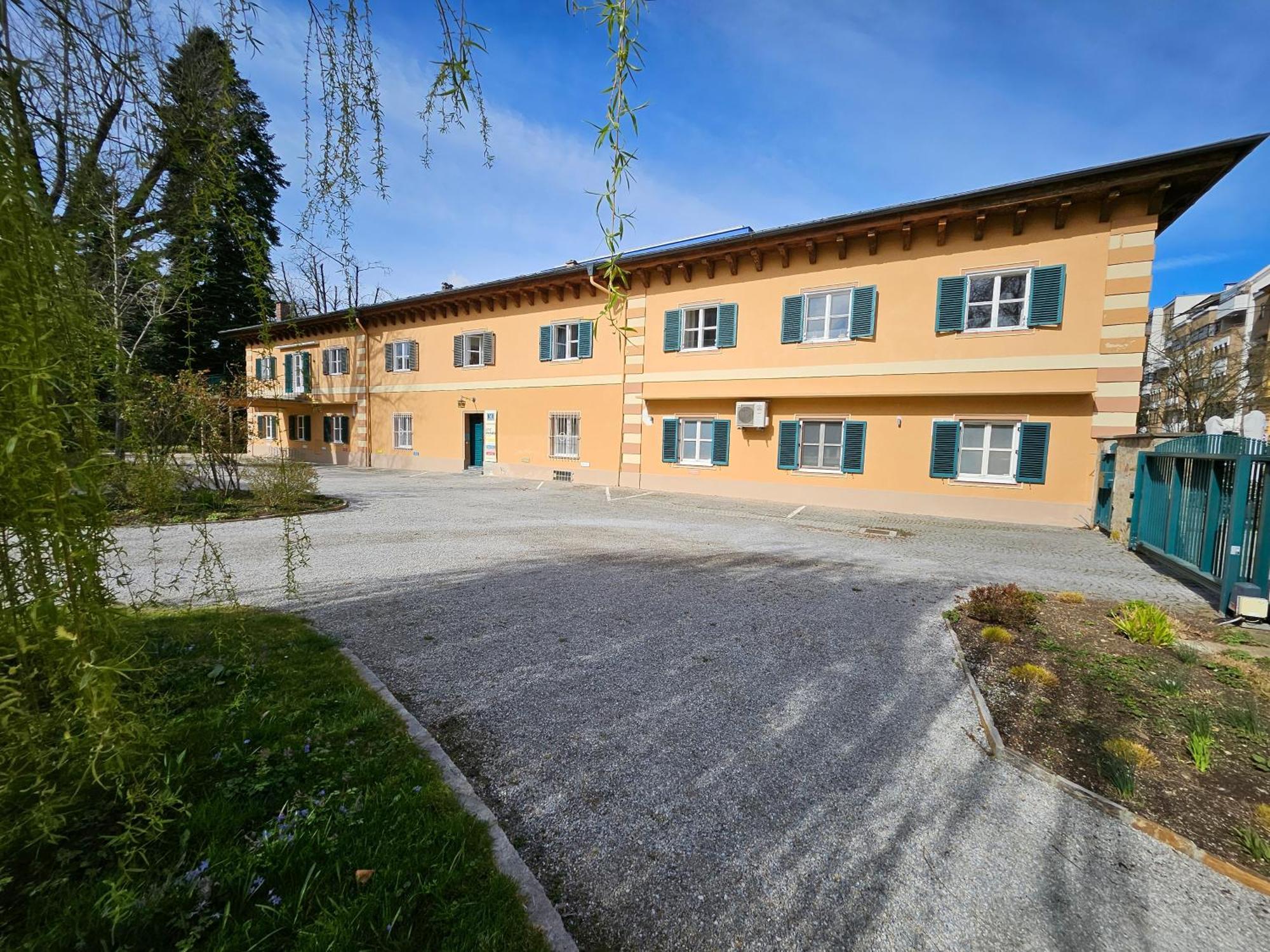 White Flat By Grazrentals With Cool Location & Free Parking Extérieur photo
