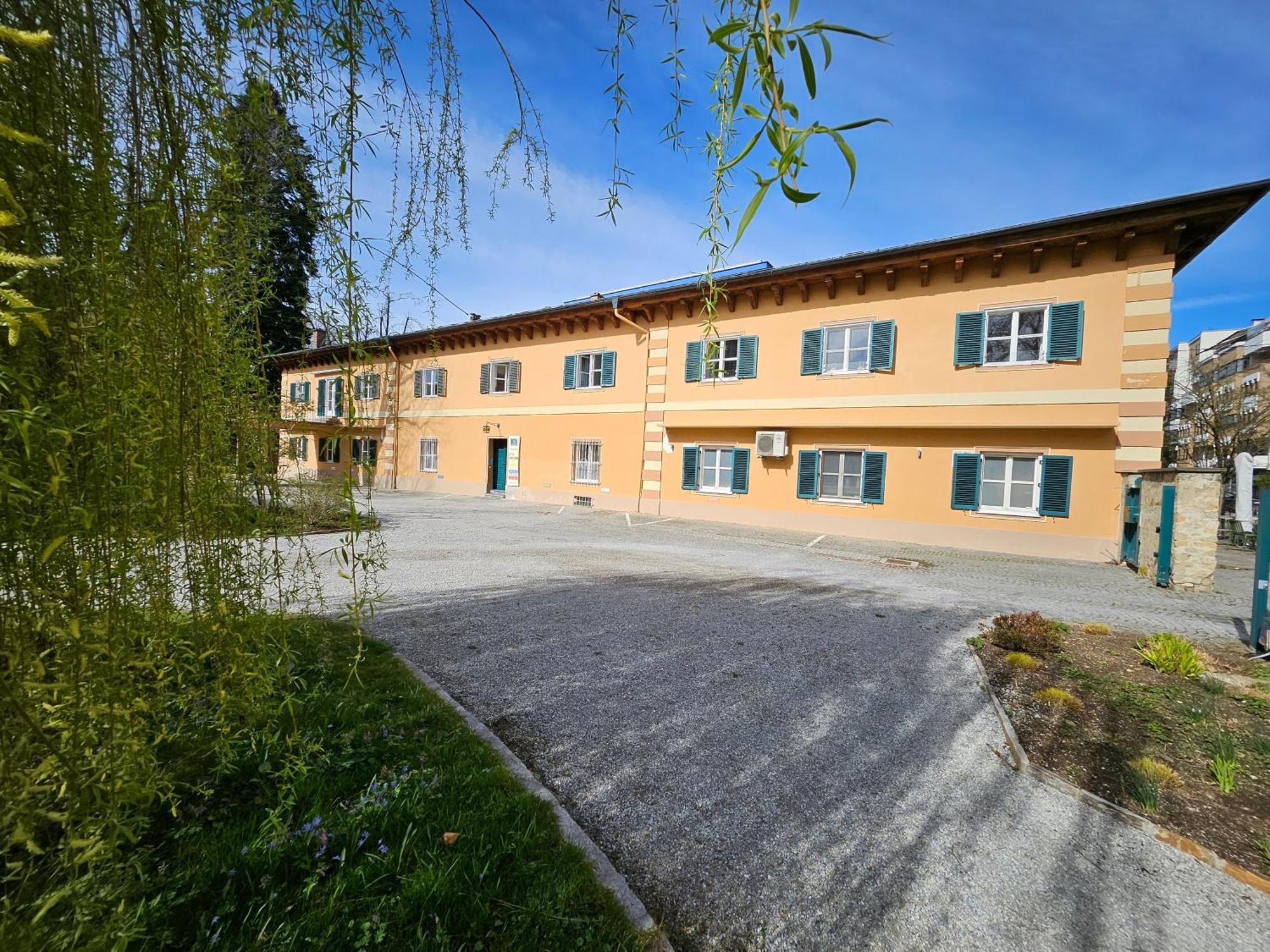 White Flat By Grazrentals With Cool Location & Free Parking Extérieur photo